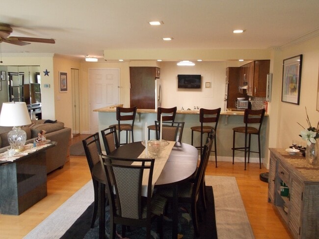 Building Photo - 154 Lynnway