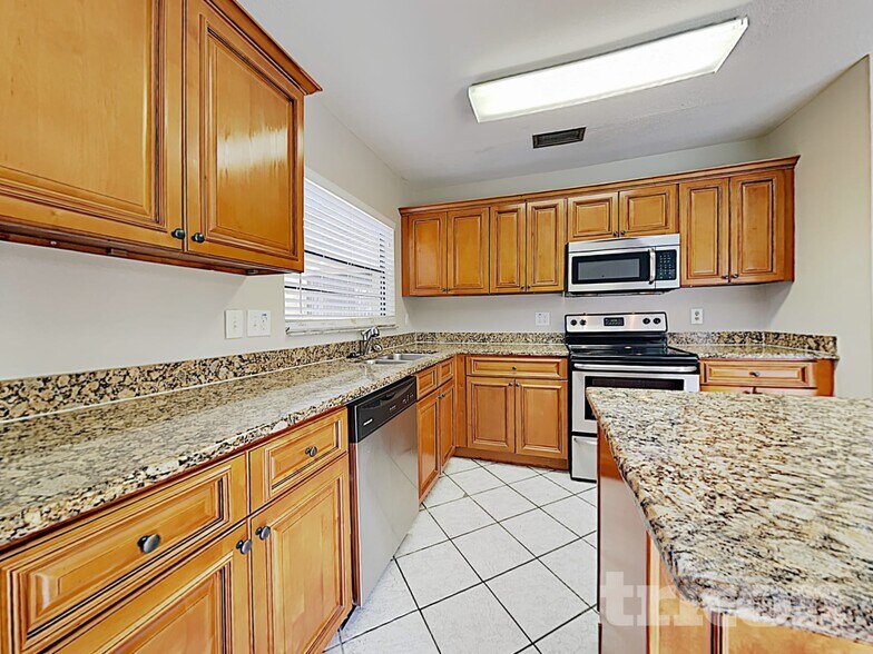 Building Photo - 10503 Willowbrae Dr