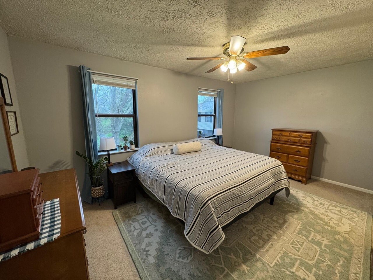 Building Photo - 307 Brookside Ln