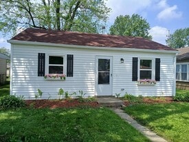 Building Photo - 7616 Walnut Ave