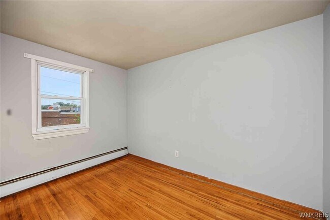 Building Photo - 40 Eagan Dr