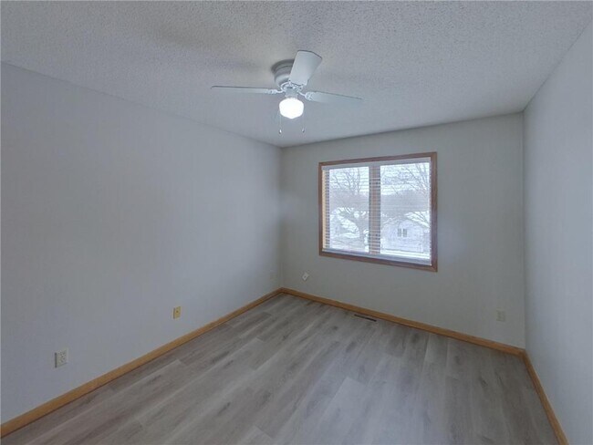 Building Photo - 17295 Hibiscus Ave