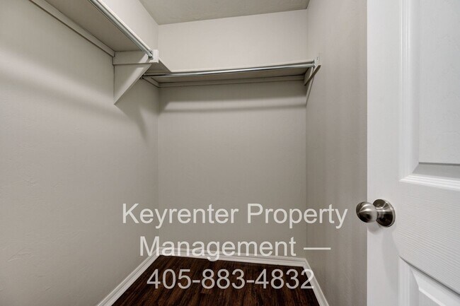 Building Photo - Gorgeous 3 Bed 2 Bath in Moore/SE OKC