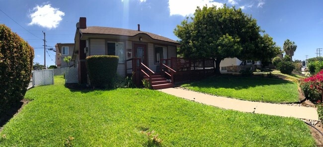 Building Photo - Craftman Style Home in North Park! Blacks ...