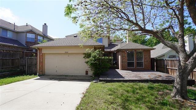 Building Photo - 2060 Garden Crest Dr