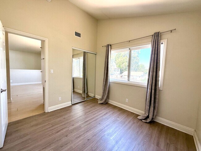 Building Photo - 2242 Elden Ave