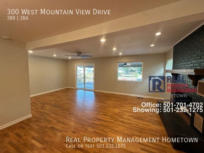 Building Photo - 300 W Mountain View Dr