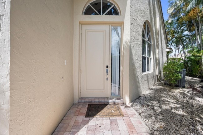 Building Photo - 4677 Carlton Golf Dr