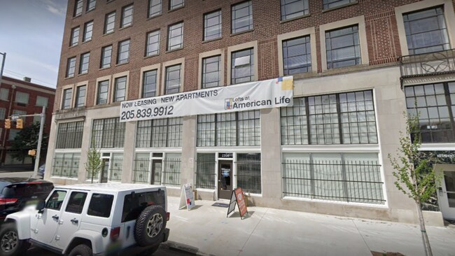 Building Photo - 2308 4th Ave N