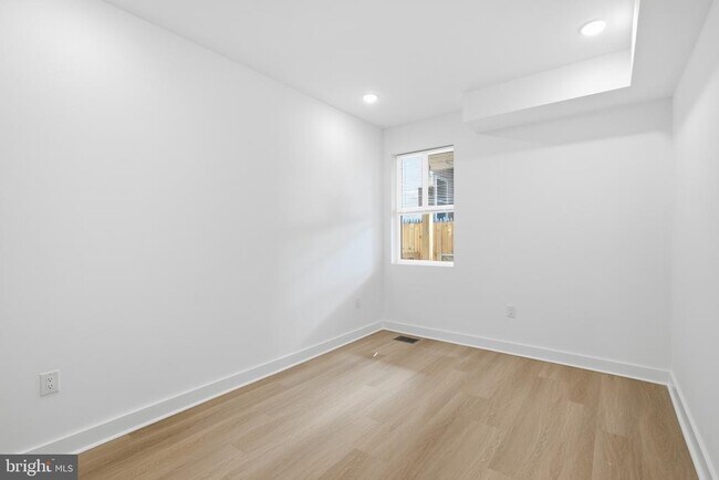 Building Photo - 2251 N 12th St