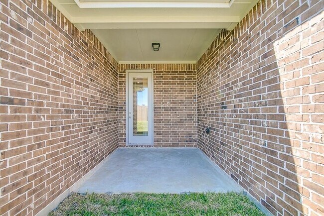 Building Photo - 6018 Grace Falls Dr