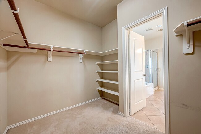 Building Photo - 16010 Juniper Shores Dr