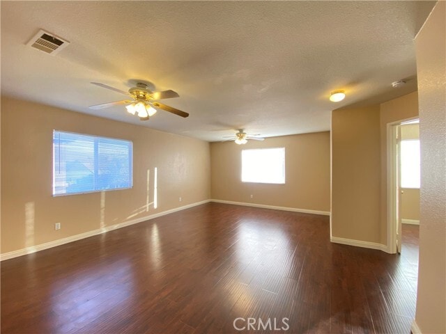 Building Photo - 708 Hillview St