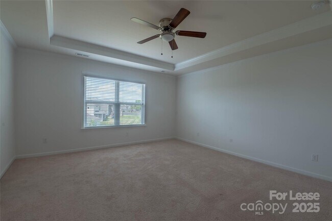 Building Photo - 15747 Reynolds Dr