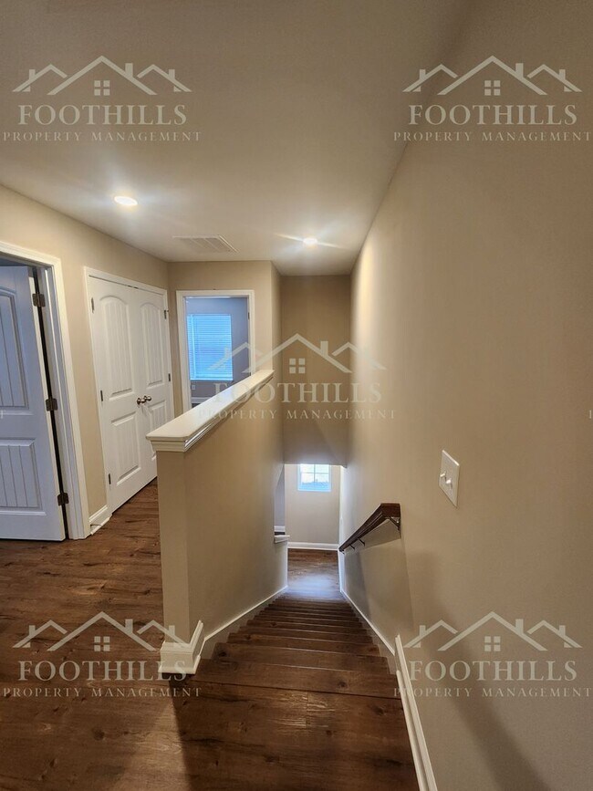 Building Photo - 113 Cypress Run