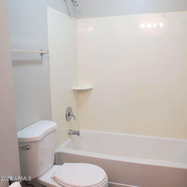 Building Photo - 40106 W Thornberry Ln