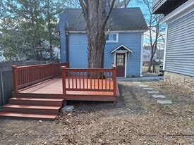 Building Photo - 7 Summer St