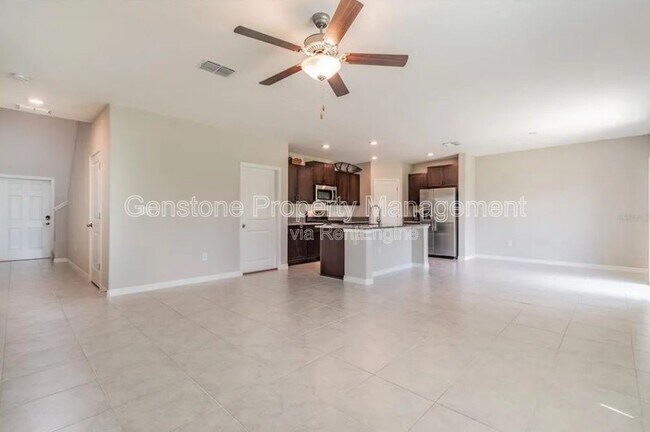 Building Photo - 5157 White Chicory Dr