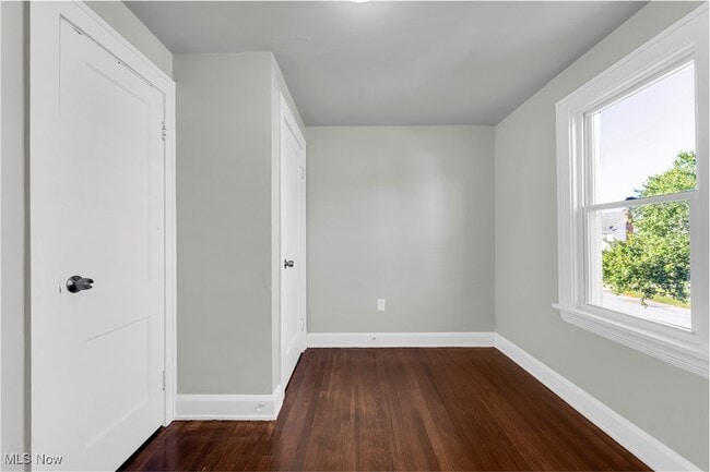 Building Photo - 5223 Clement Ave