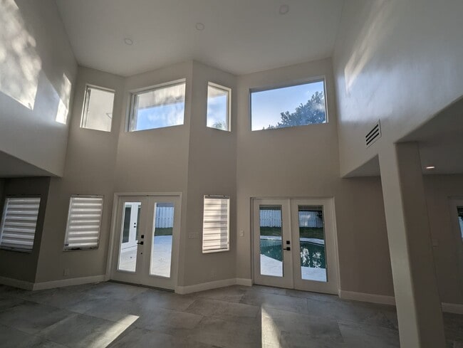 Building Photo - 5720 NW 61st Pl