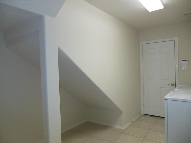 Building Photo - 21312 Terreton Springs Dr