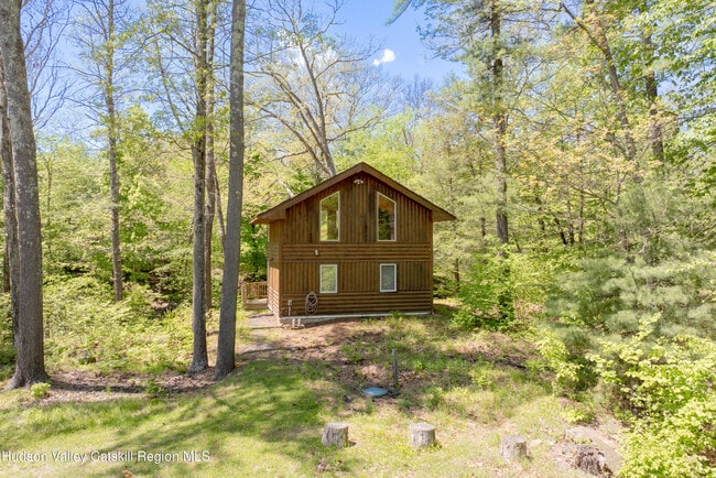 Building Photo - 537 Mossy Hill Rd