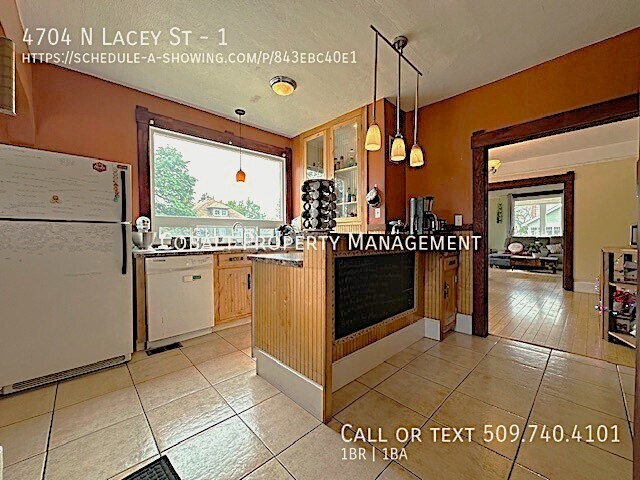 Building Photo - 4704 N Lacey St