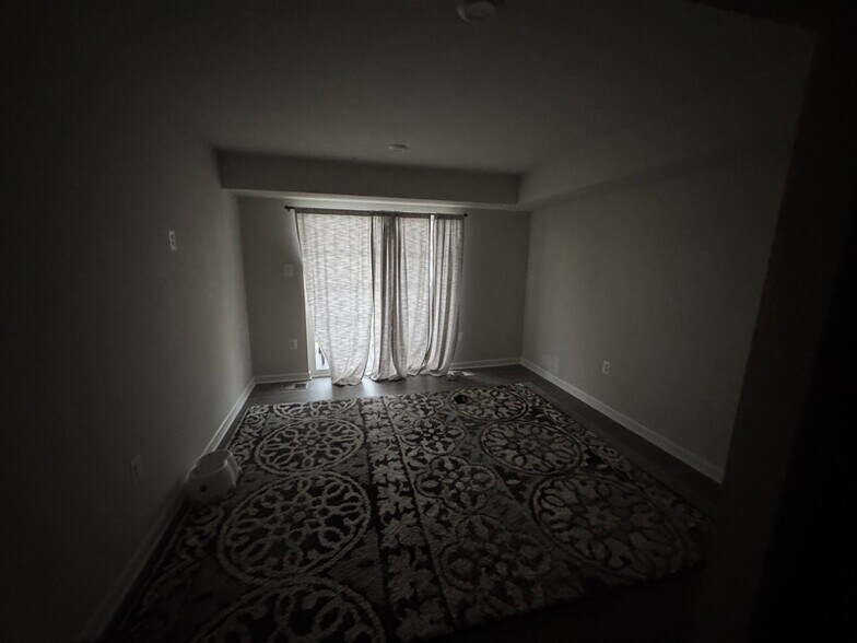 Building Photo - 10505 Neil Armstrong Way