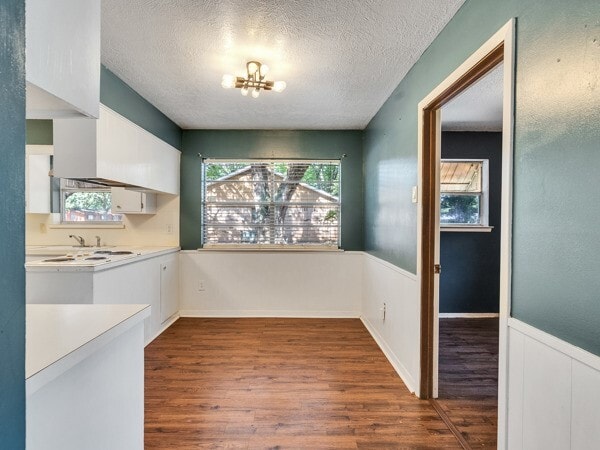 Building Photo - 1215 Briar Ln