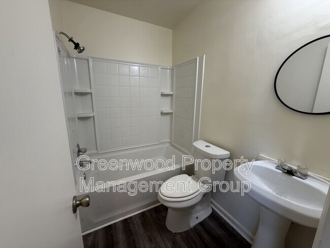 Building Photo - 5745 Bramblegate Rd