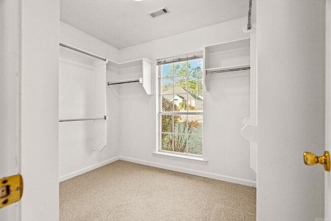 Building Photo - 12711 Misty Creek Dr