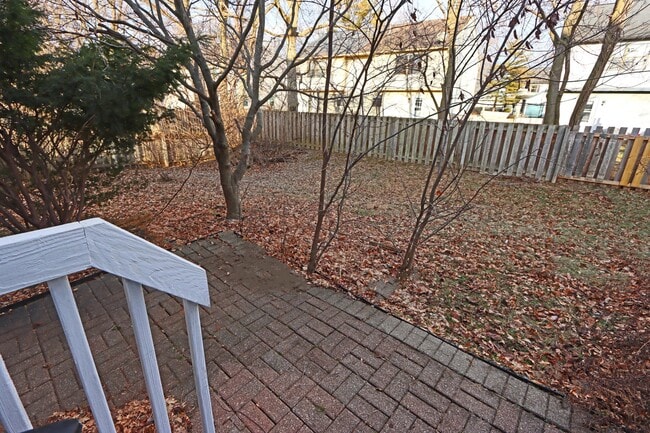 Building Photo - 4862 Roger Allen Ct