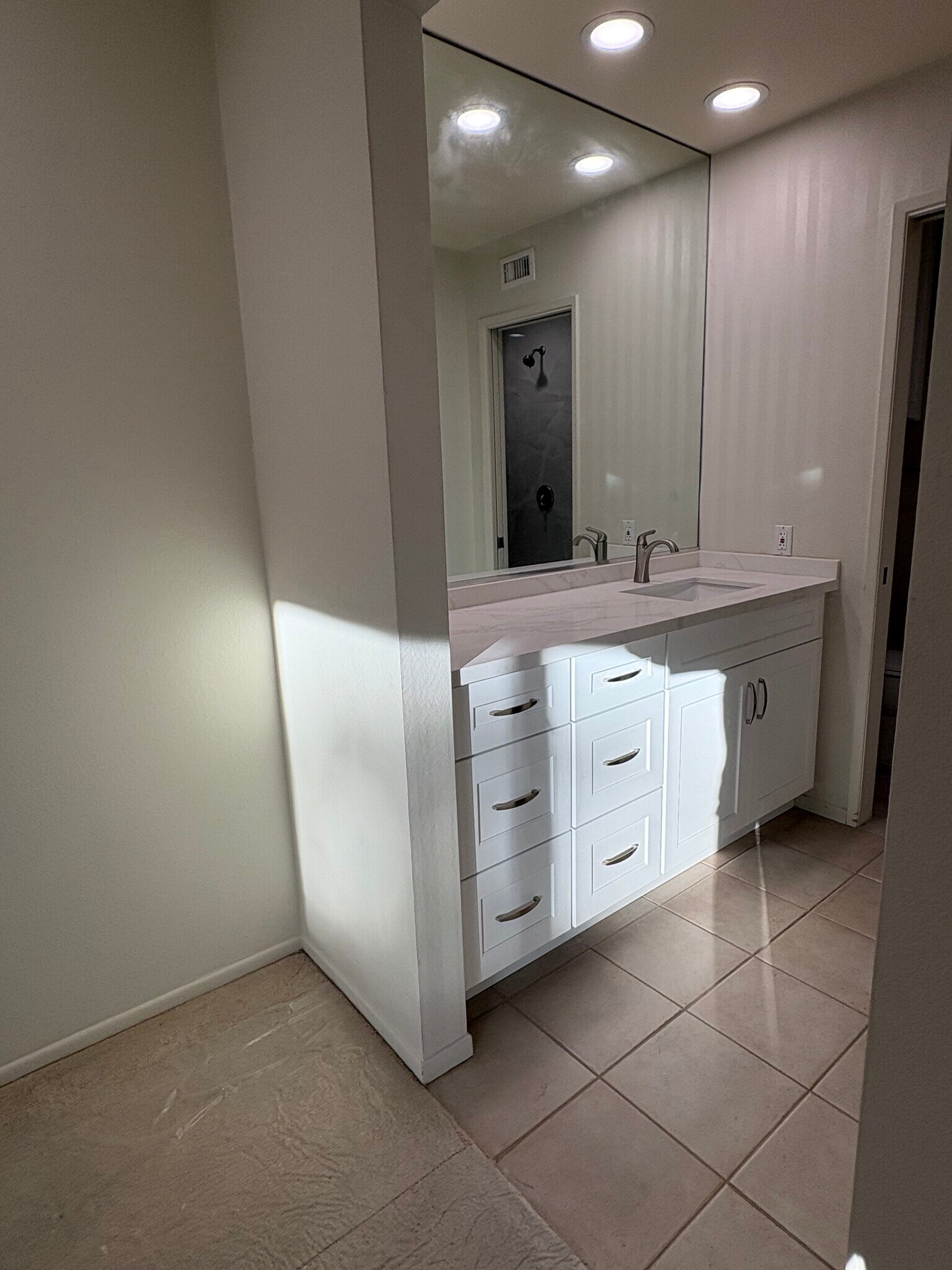 Building Photo - 8566 Larkhall Cir