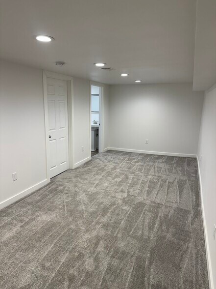 Building Photo - 1411 22nd Ave