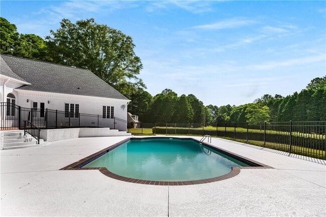 Building Photo - 1000 Grayson Pkwy