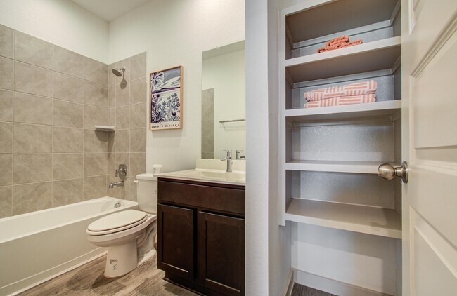 Building Photo - 14506 Rain Tree Dr