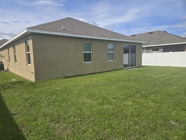 Building Photo - 2200 Preston Ln