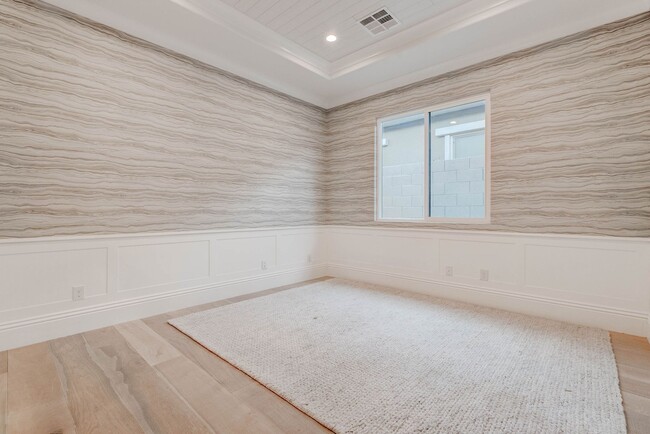 Building Photo - 756 Bruce Moorland St