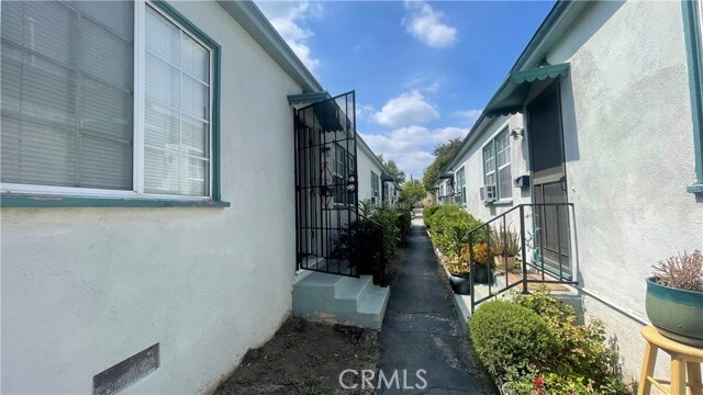 Building Photo - 364 S Sierra Madre Blvd
