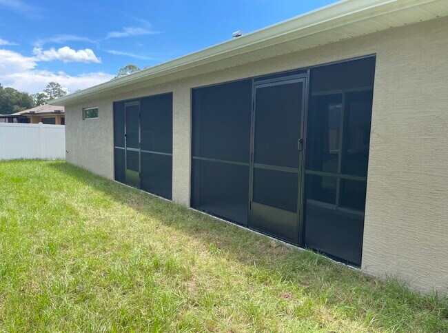Building Photo - 40 Wellham Ln