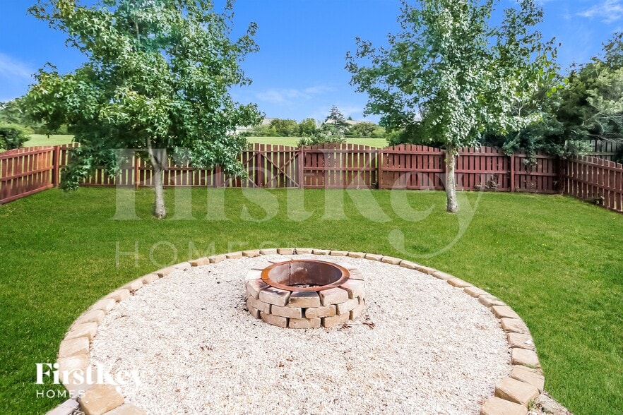 Building Photo - 10234 Orchard Grass Ct