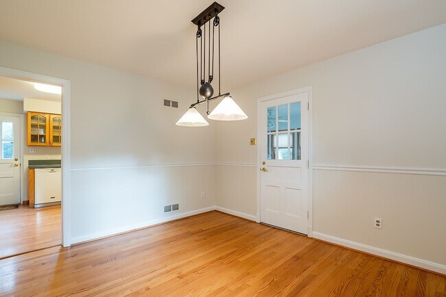 Building Photo - MUST SEE! Cozy Corner Cape in Chevy Chase is Move-in Ready!