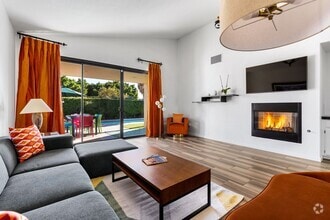 Building Photo - Stylish Palm Springs Retreat with Pool