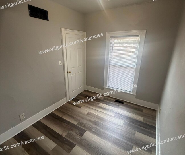 Building Photo - 1313 Franklin St