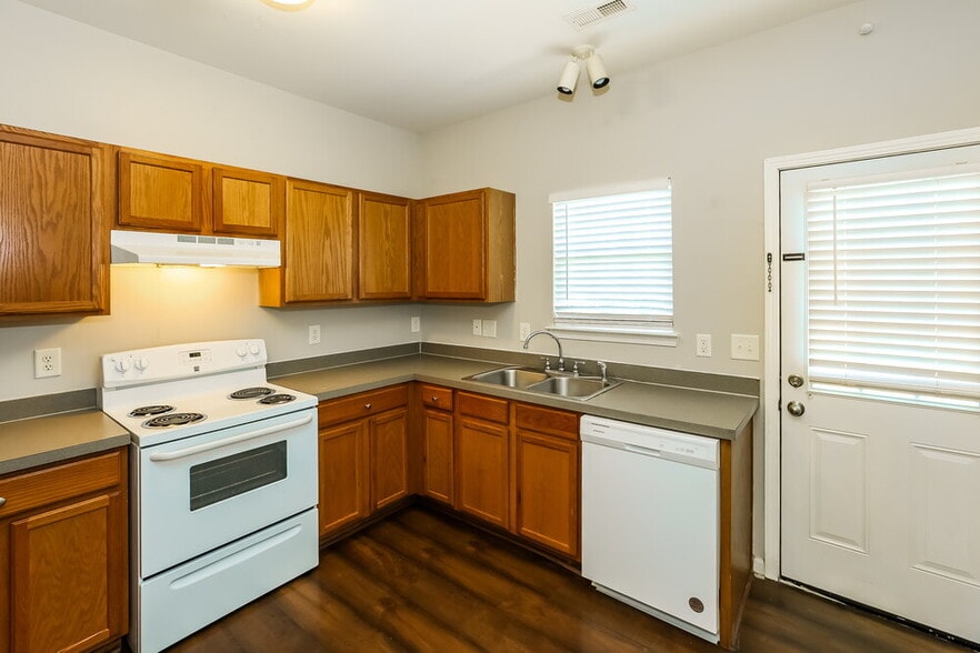 Building Photo - 3019 Nevin Pl Dr