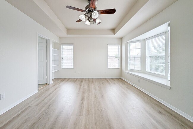 Building Photo - 10914 Chestnut Path Way