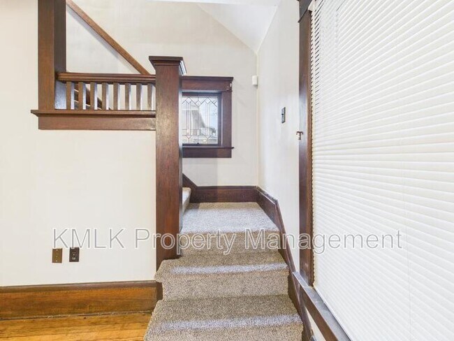 Building Photo - 1159 Carey Ave