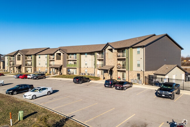 Building Photo - 60 West