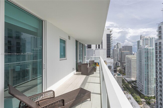 Building Photo - 1080 Brickell Ave