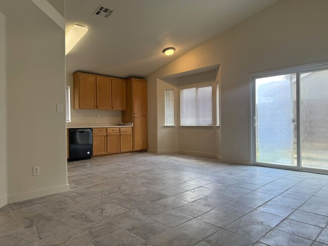 Building Photo - Available Now!!! With fresh paint and new ...